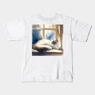 The cat in front of the window Kids T-Shirt